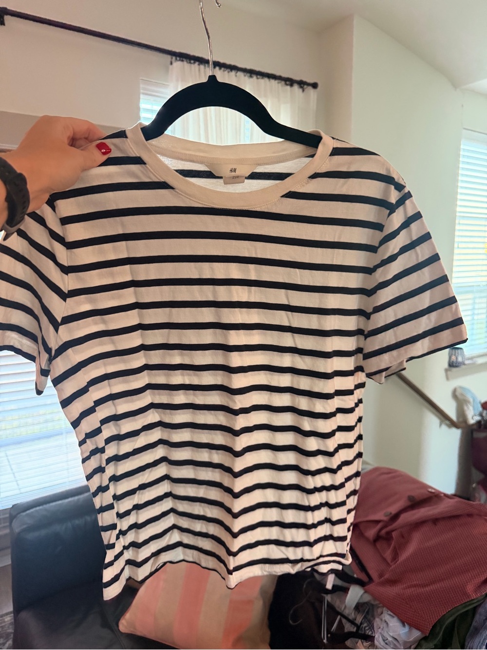 H&M Women’s White & Navy Striped Crew Neck T-Shirt